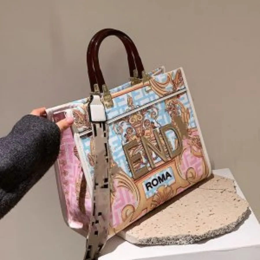 Official Woman Hot Demand Bag